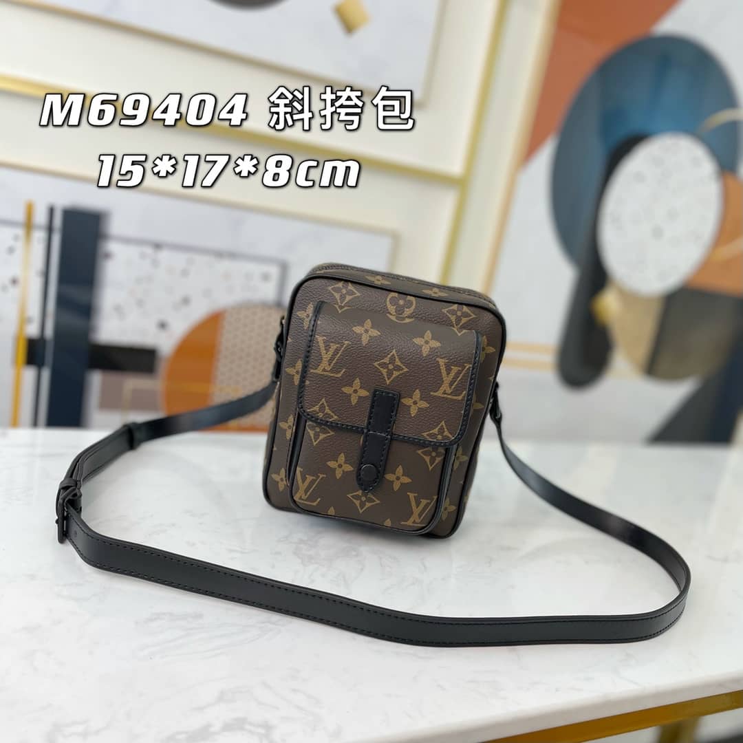 Best Replica Louis Vuitton Virgil Abloh Christopher Wearable Replica Wallet M69404 - Colareps