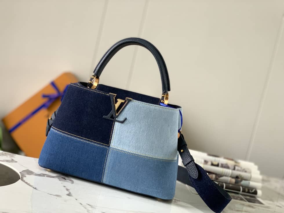 Best Replica Louis Vuitton Capucines BB M59269 Replica Shoulder Bag - Colareps