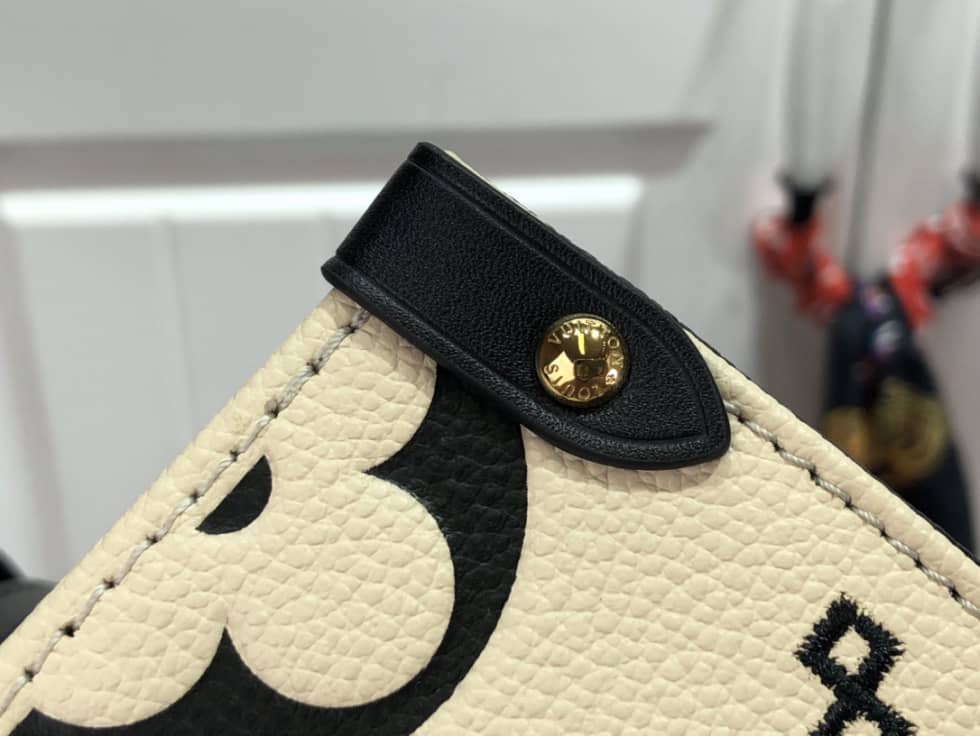 Best Replica Louis Vuitton Onthego MM Monogram Empreinte M46015 Replica Tote - Colareps