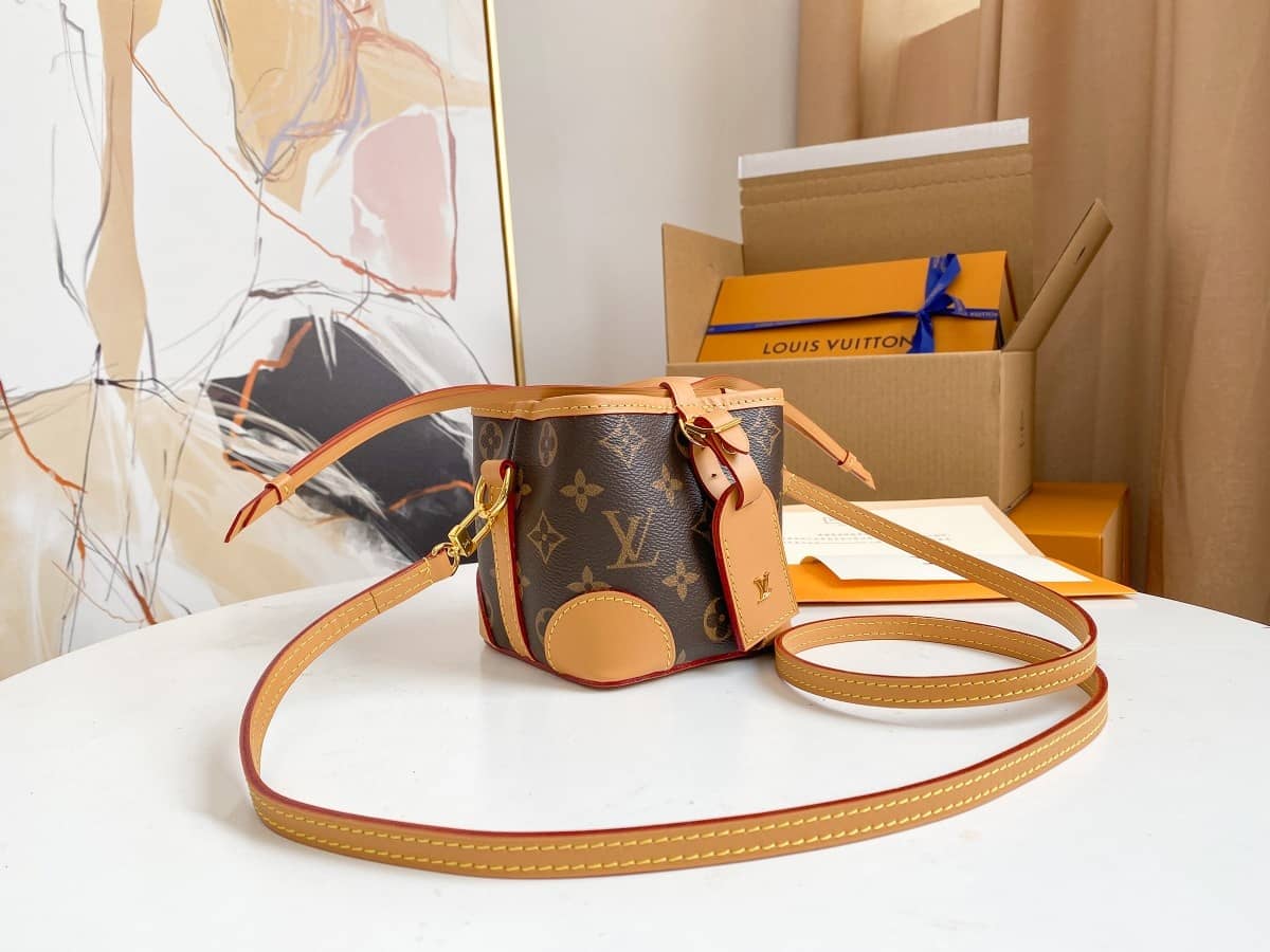 Best Replica Louis Vuitton Monogram Coated Canvas Replica Crossbody Bag Brown M57099 - Colareps