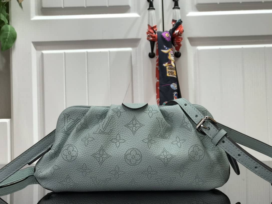 Best Replica Louis Vuitton Scala Mini Replica Pouch Blue M80092 - Colareps