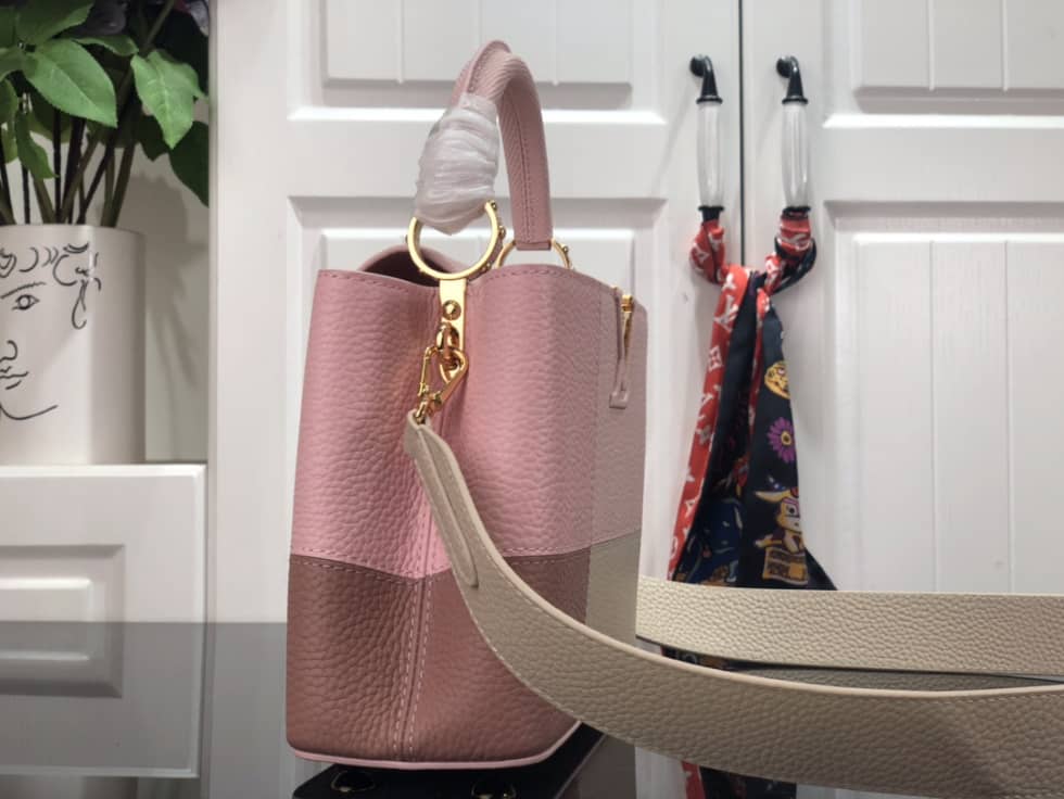 Best Replica Louis Vuitton Capucines BB M59268 Replica Shoulder Bag - Colareps