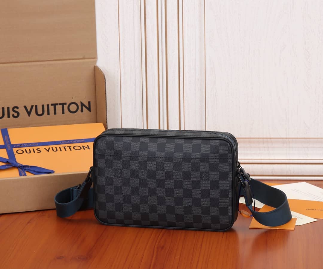 L0vis Vvtt0n Damier Graphite Alpha Messenger Bag Replica N40188