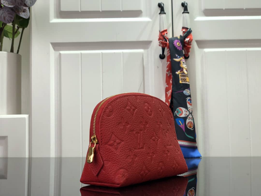 Best Replica Louis Vuitton Pochette Dupe Monogram Cosmetic Pouch  Red M47515 - Colareps