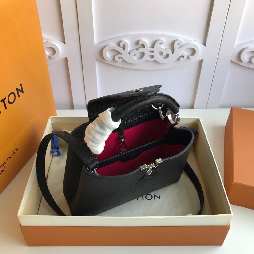 Best Replica Louis Vuitton Capucines PM Taurillon Leather Tote Replica Black M42242 - Colareps