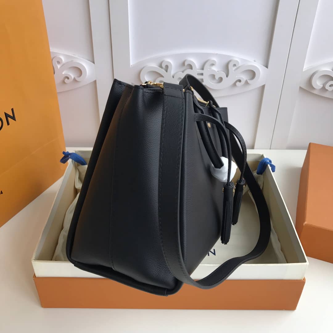 Best Replica Louis Vuitton Lockmeto Leather Tote Replica Black M54569 - Colareps