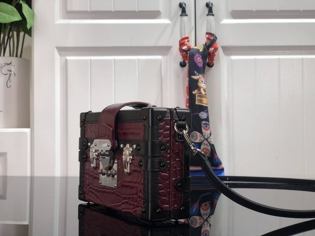 Best Replica Louis Vuitton Petite Malle Brilliant Alligator Leather Replica Handbag Red N93817 - Colareps