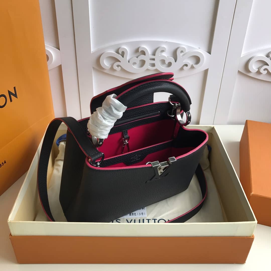 Best Replica Louis Vuitton Capucines Taurillon Leather PM Tote Replica Black M42245 - Colareps