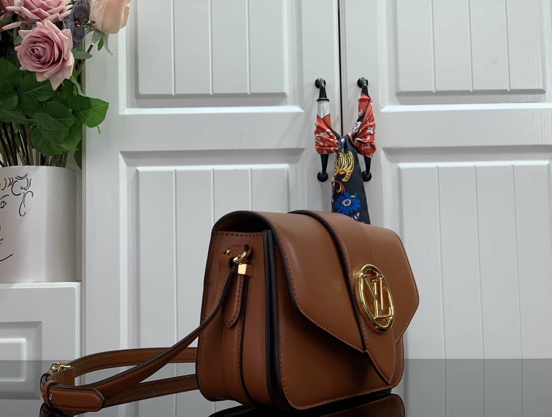 Best Replica Louis Vuitton Pont 9 Soft Calfskin Leather Red M55948 Replica Crossbody Bag - Colareps