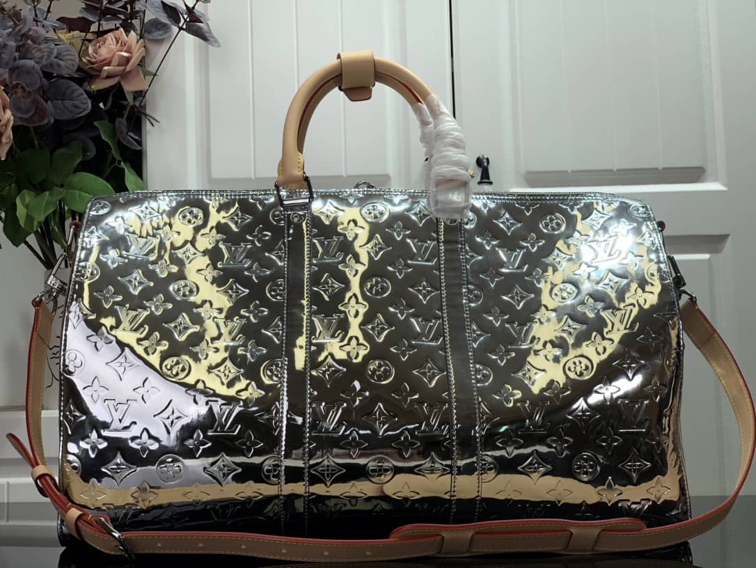 Best Replica Louis Vuitton Keepall Bandouliere 50 Silver Mirror Monogram Bag Replica M45886 - Colareps