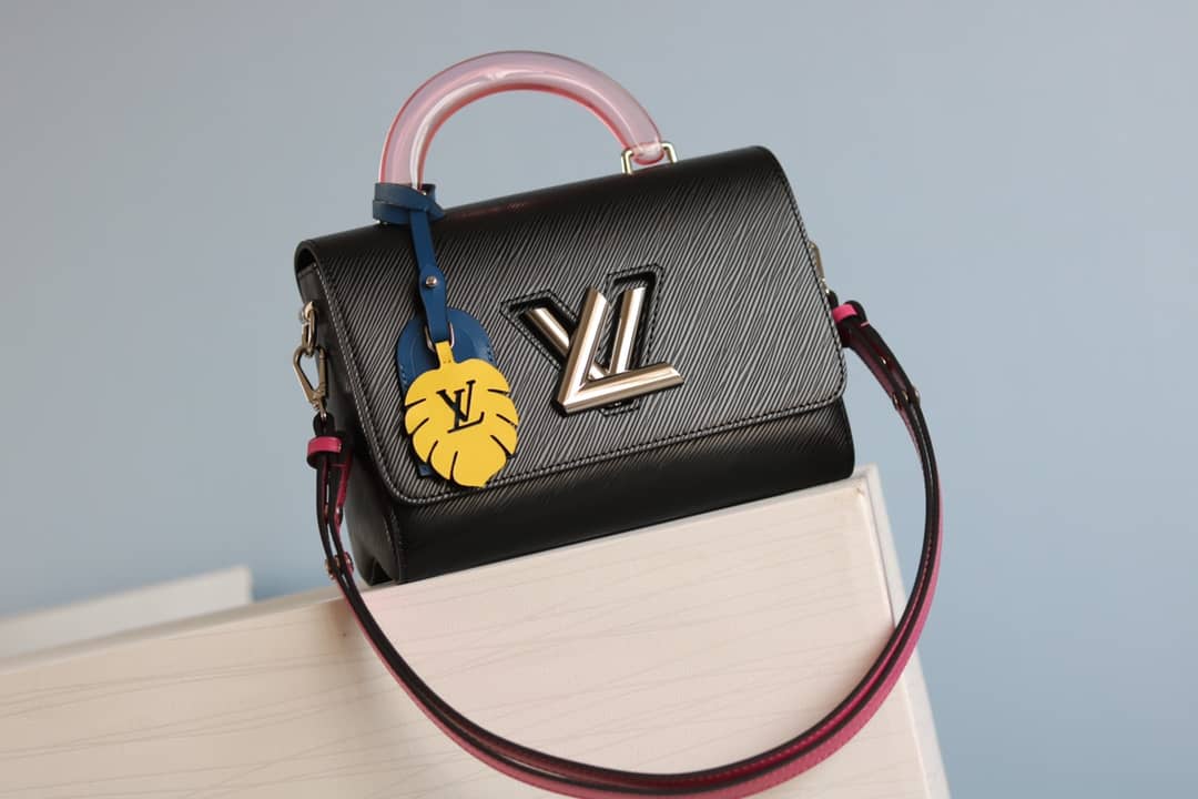 Best Replica Louis Vuitton Epi Twist PM Chain Black M50332 Replica Crossbody Bag - Colareps