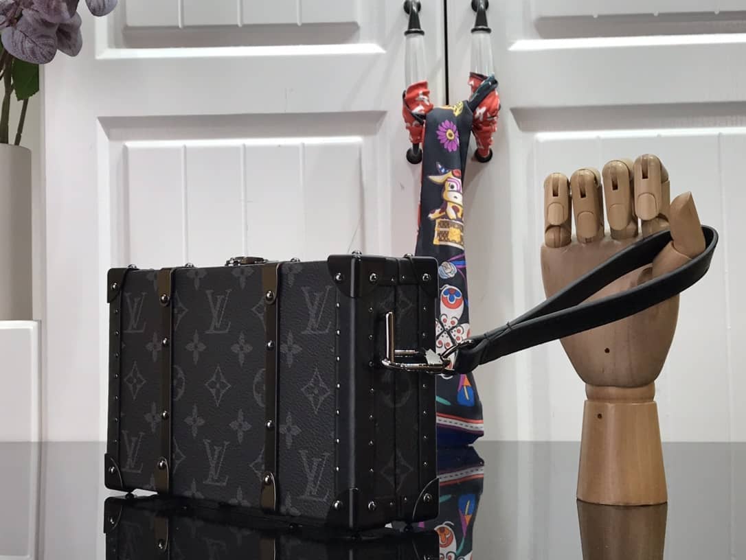 Best Replica Louis Vuitton Trunk Monogram Eclipse Replica Bag Black M20249 - Colareps