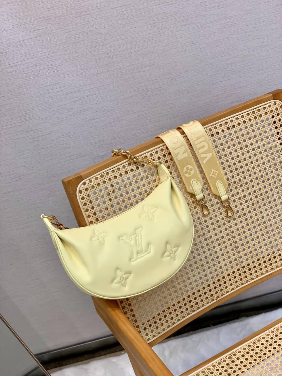 Best Replica Louis Vuitton Over The Moon Calfskin Leather Yellow M59823 Replica Hobo - Colareps