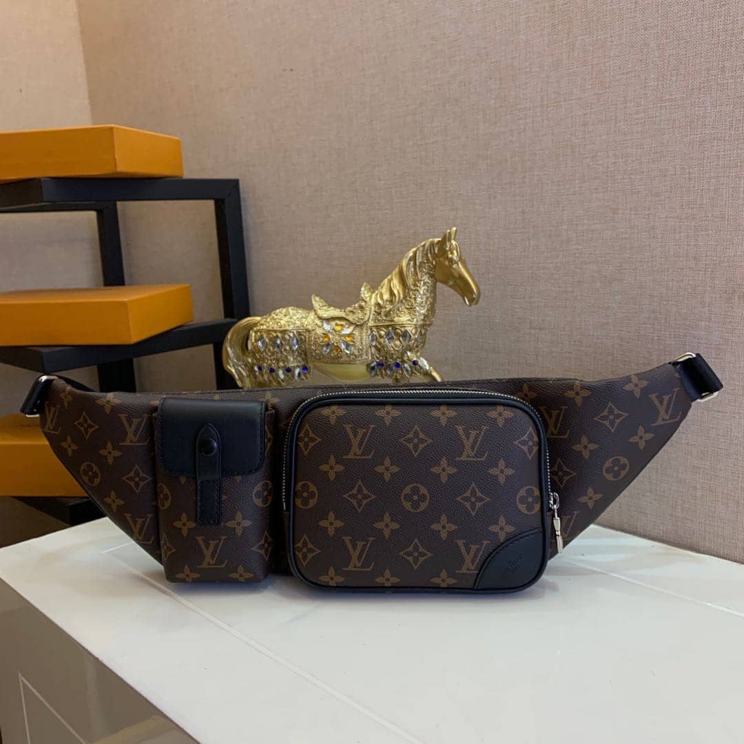 Best Replica LV Bum Bag Dupe Monogram Macassar Christopher  M45337 - Colareps