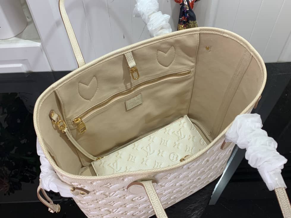 Best Replica Louis Vuitton Neverfull MM Carryall Pale Beige M46231 Replica Tote - Colareps