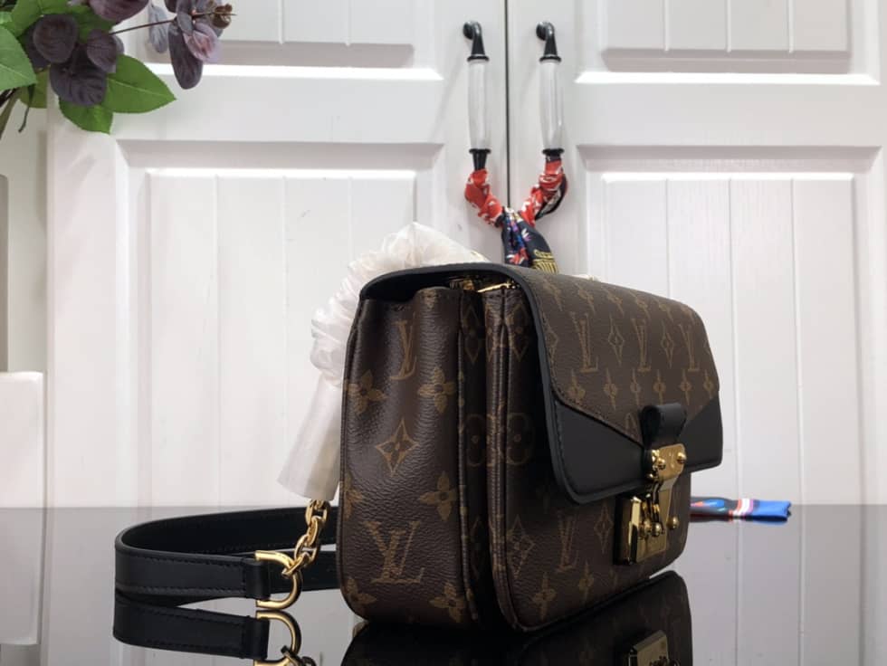 Best Replica Louis Vuitton Marceau Chain Monogram M46126 Replica Shoulder Bag - Colareps