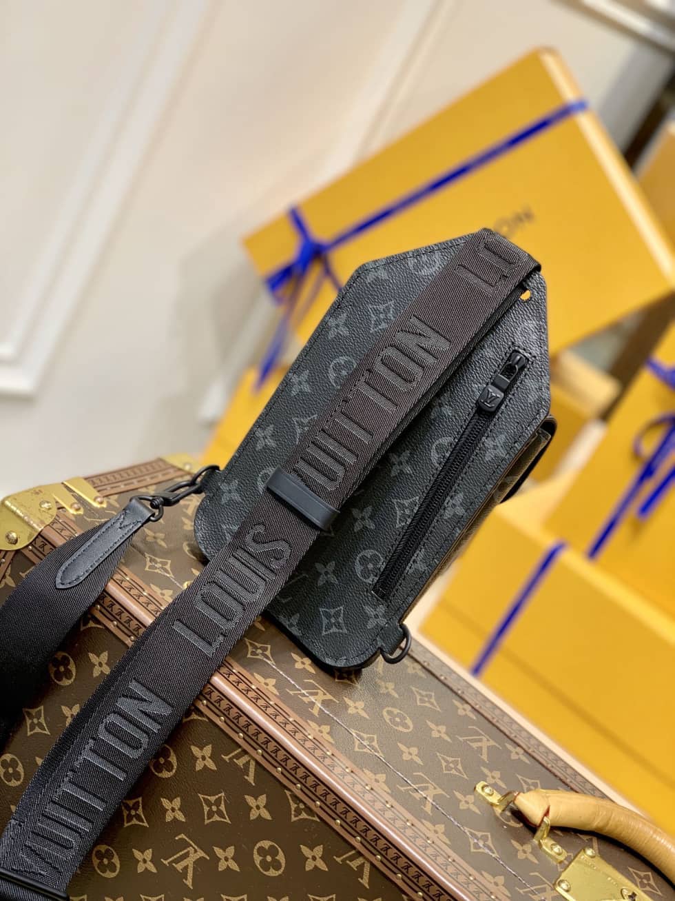 Best Replica Louis Vuitton Saumur Slingbag Monogram Eclipse M45912 Replica Shoulder Bag - Colareps