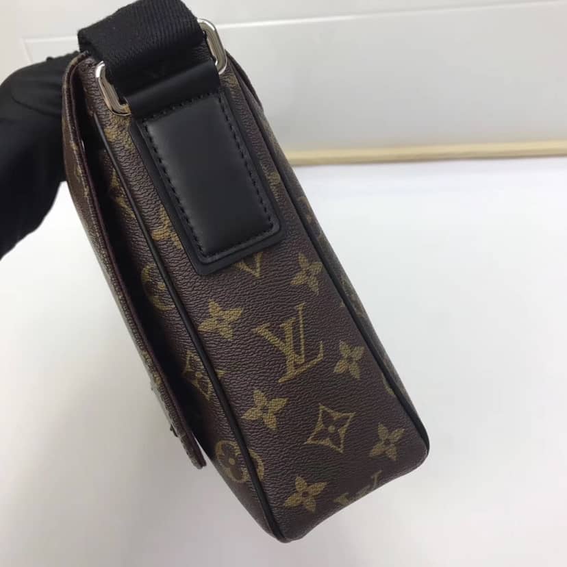 L0vis Vvtt0n Monogram Macassar Canvas District PM Replica Shoulder Bag M40935