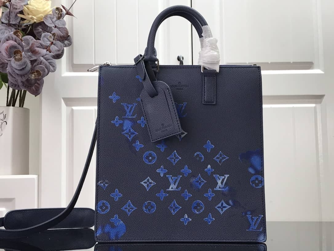 Best Replica Louis Vuitton Sac Plat Zipp Watercolor Shoulder Bag Replica M57843 - Colareps