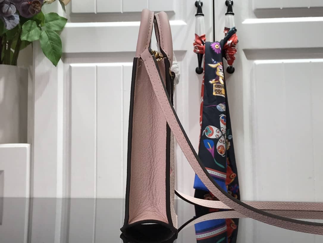 Best Replica Louis Vuitton Monogram Petit Sac Plat Bag Replica Pink M80449 - Colareps