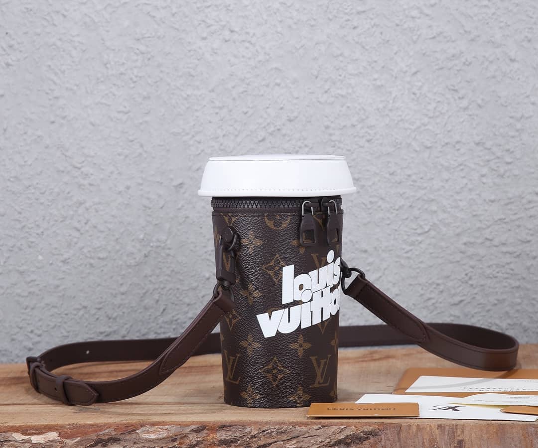 Best Replica Louis Vuitton Vintage Monogram Coated Canvas Coffee Cup Replica Pouch M80812 - Colareps