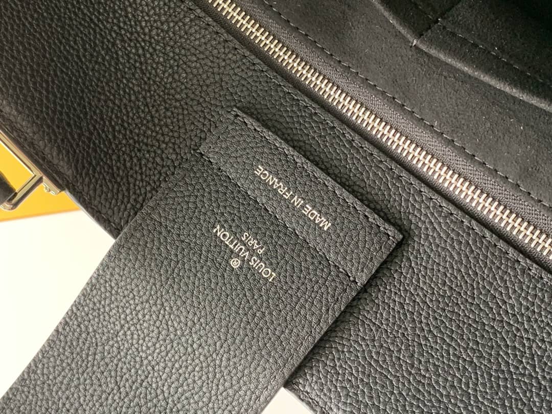 Best Replica Louis Vuitton Lockme Day Tote Replica Black M53730 - Colareps