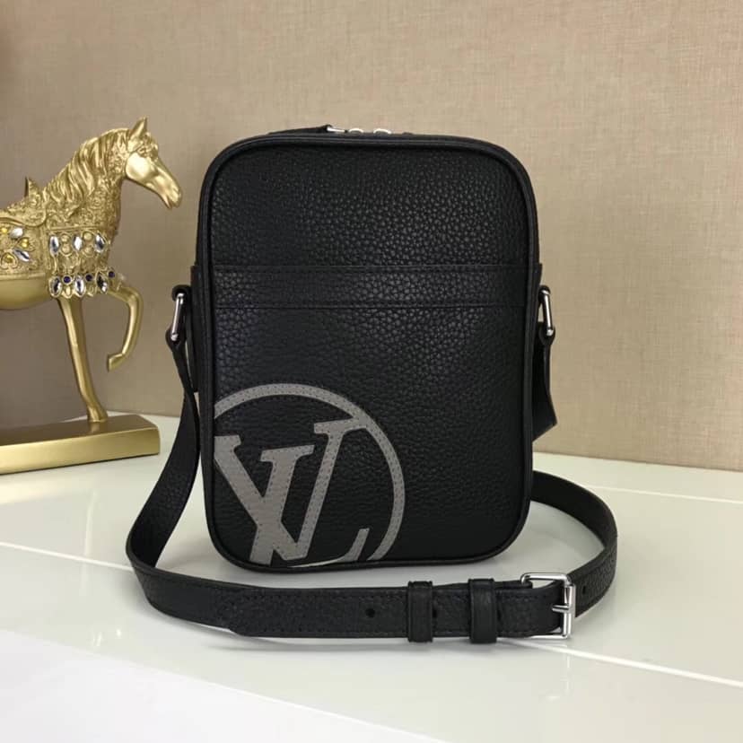 L0vis Vvtt0n Danube PM Unisex Replica Shoulder Bag M54787