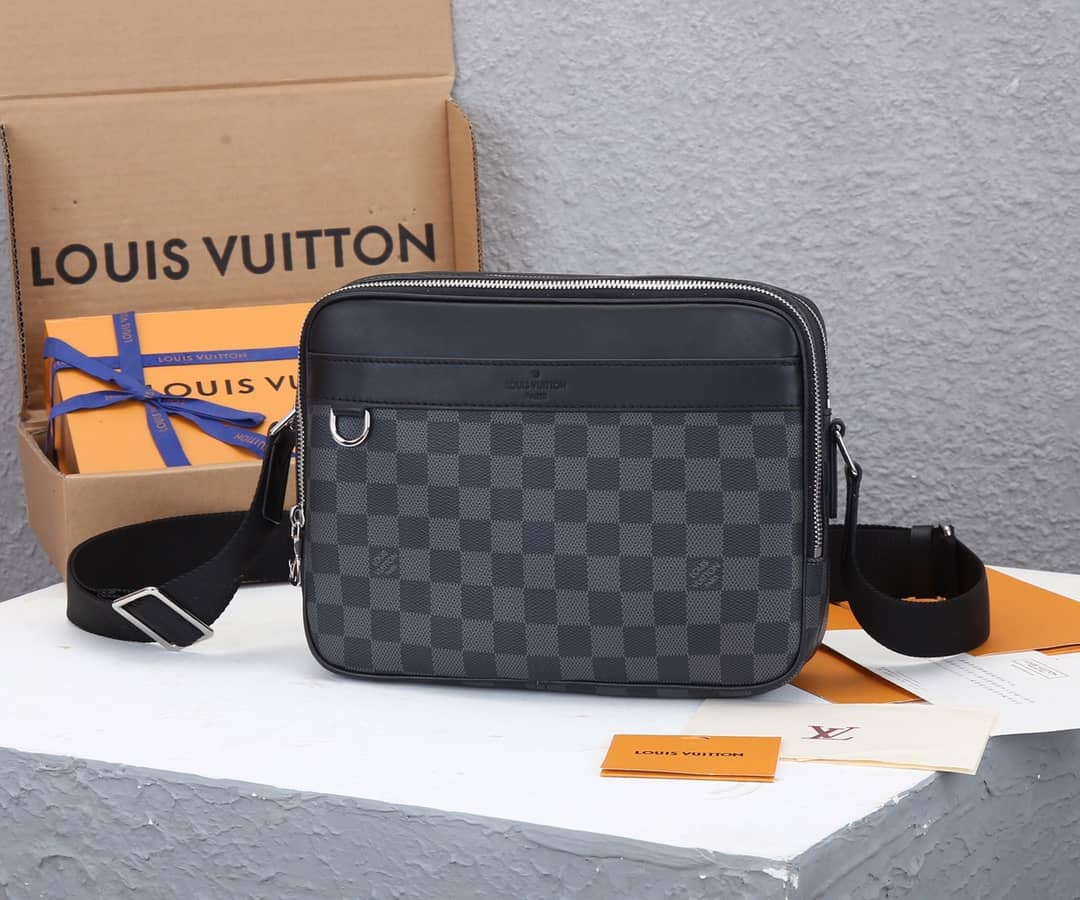 Best Replica Louis Vuitton Trocadero PM Damier Graphite Messenger Bag Replica N40087 - Colareps