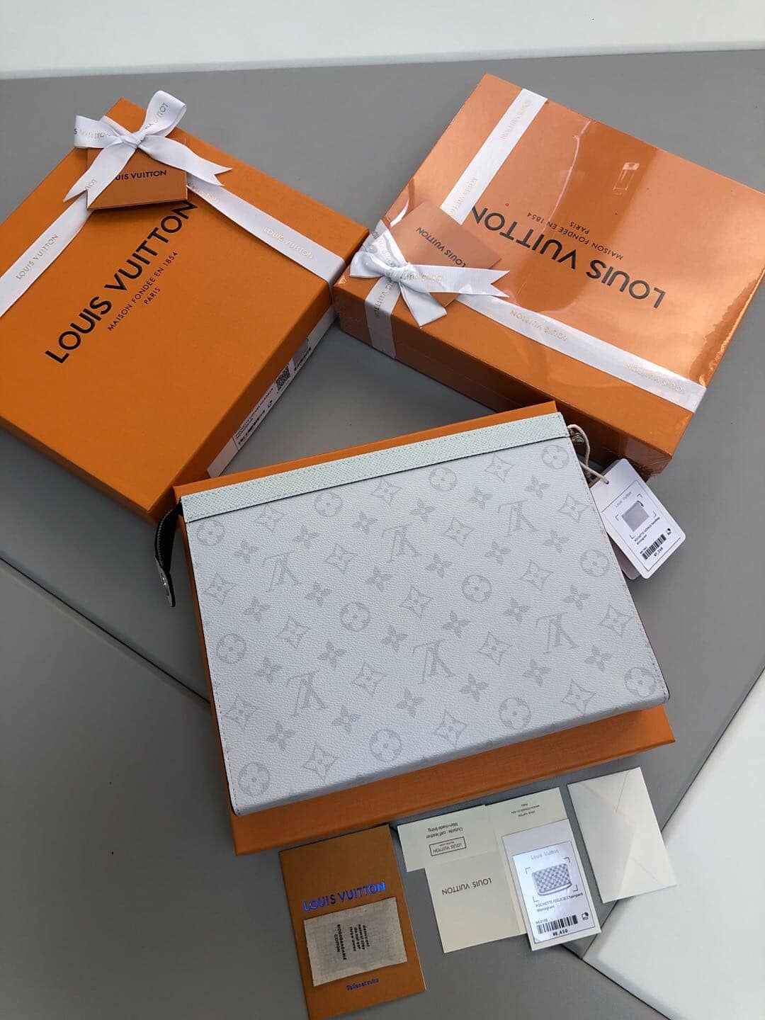 Best Replica Louis Vuitton Monogram Eclipse Canvas Replica Pochette Voyage MM White M61692 - Colareps