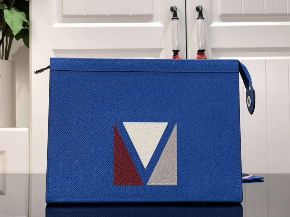 Best Replica Louis Vuitton Taiga Pochette Voyage Blue M59147 Replica - Colareps