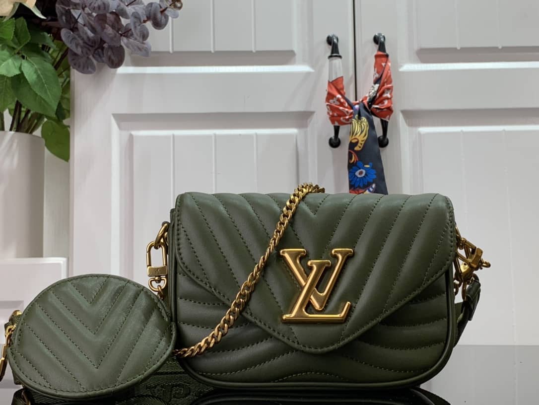 Best Replica Louis Vuitton New Wave Multi Replica Pochette Green M56466 - Colareps