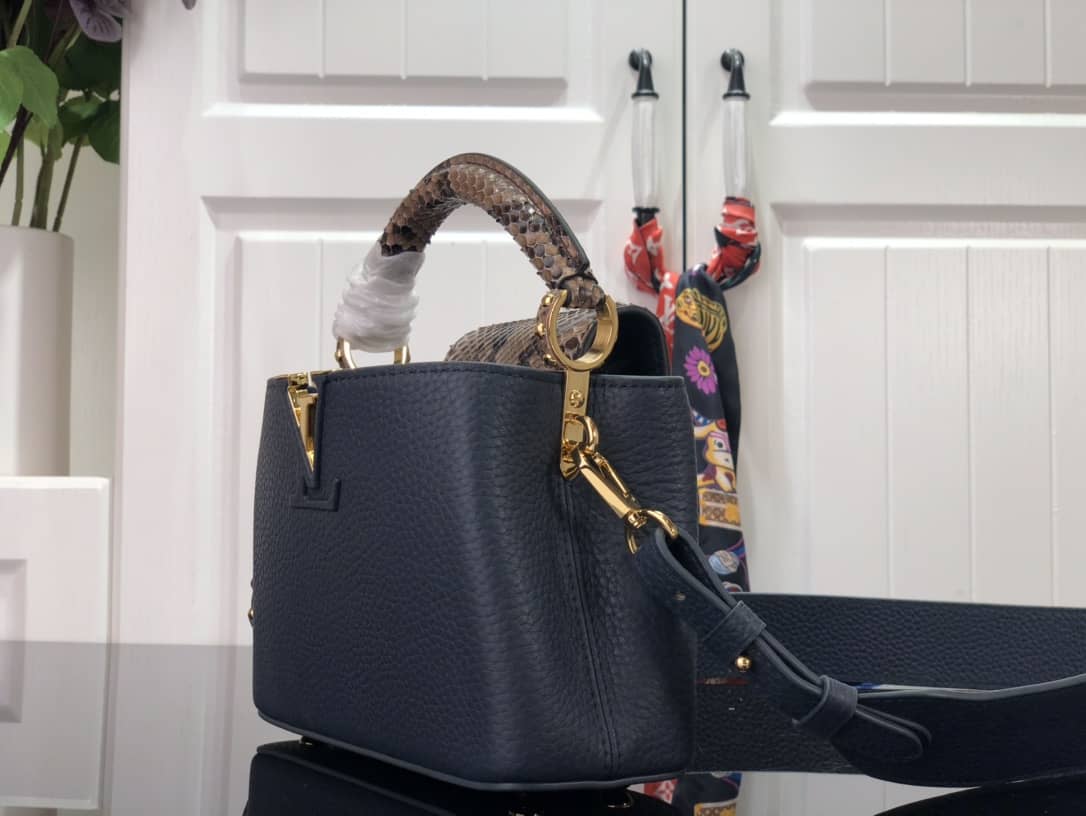 Best Replica Louis Vuitton Capucines Embroidery Replica Bag Blue M48865 - Colareps