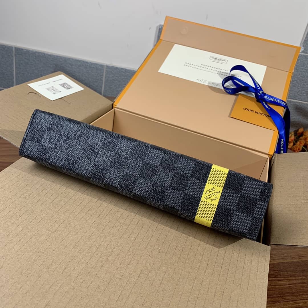 Best Replica Louis Vuitton Pochette Voyage MM Damier Graphite Canvas Replica N60107 - Colareps