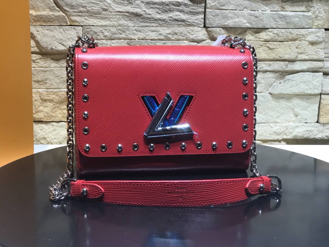 Best Replica Louis Vuitton AAA Replica Twist MM Chain Shoulder Bag - Colareps
