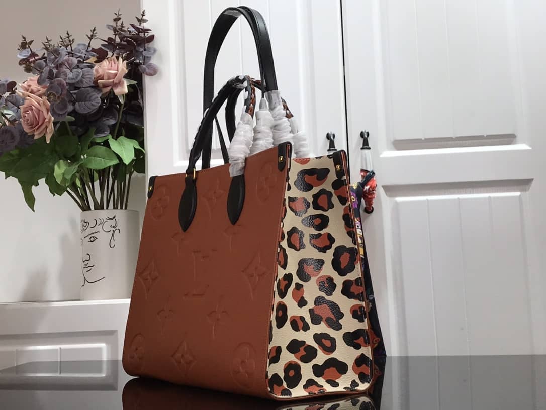 Best Replica Louis Vuitton Monogram On the Go MM Shoulder Bag Replica Black M45595 - Colareps