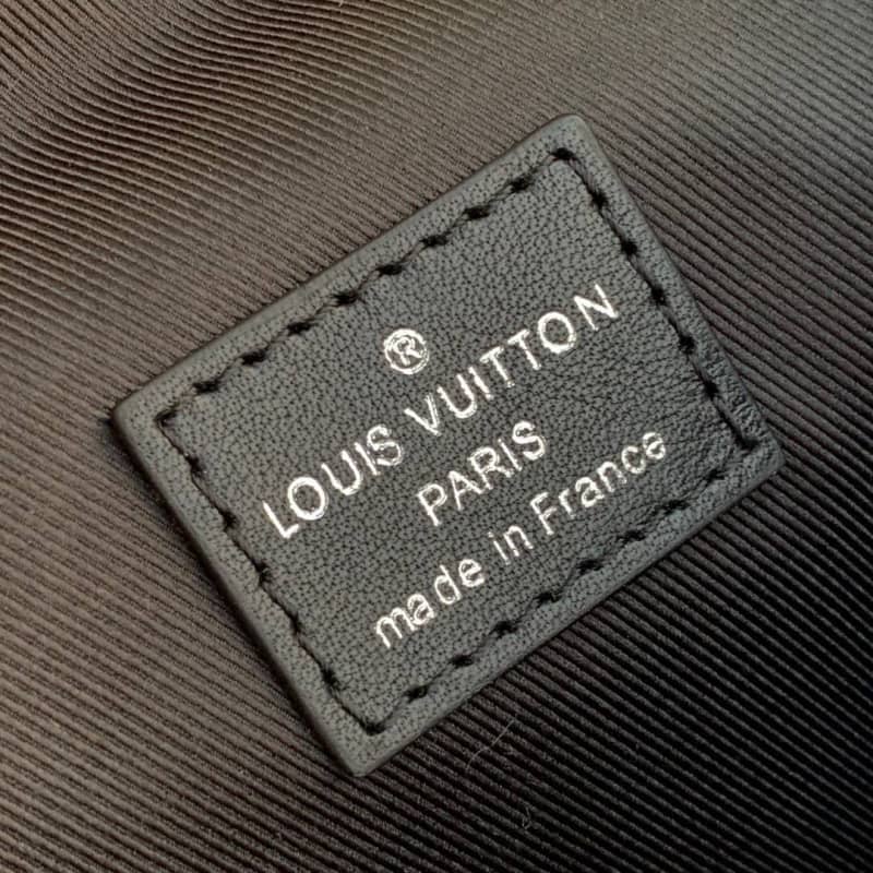 L0vis Vvtt0n Christopher Slim Replica Backpack M58644