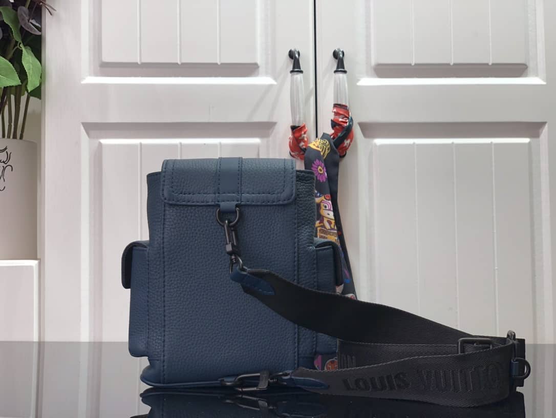 L0vis Vvtt0n Christopher XS Replica Backpack Blue M58495