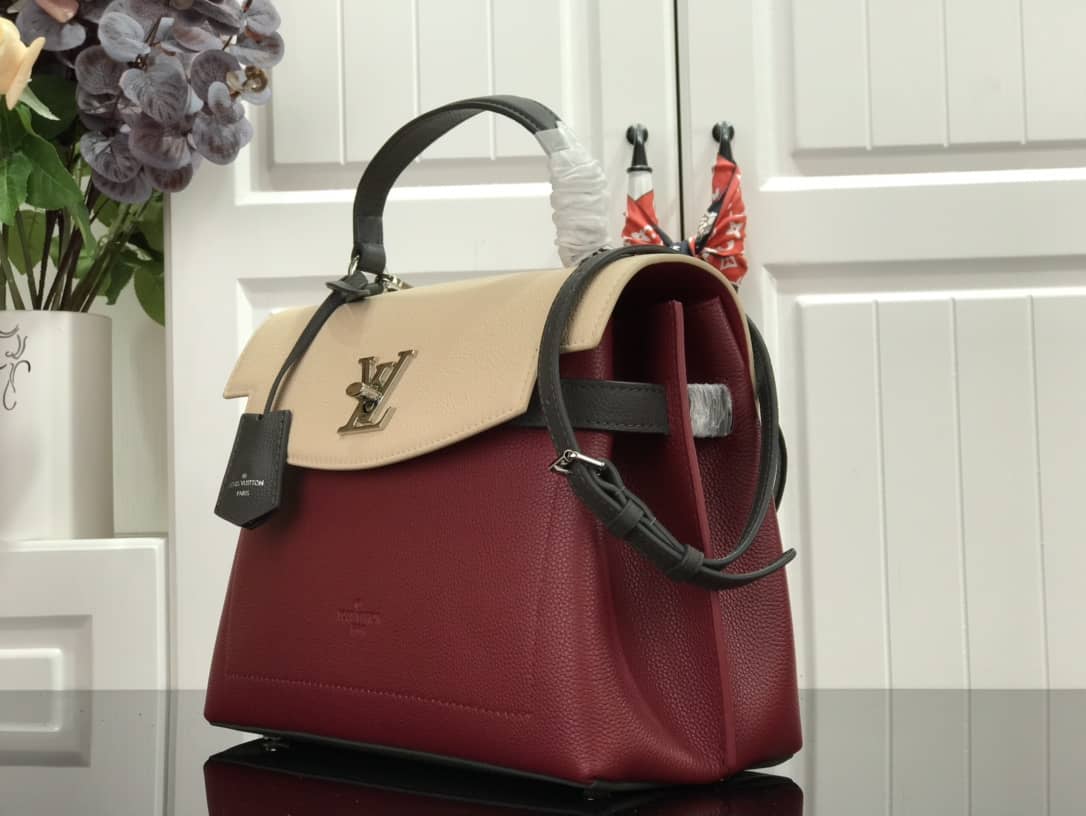 Best Replica Louis Vuitton Lock Me Ever 2Way Bag Replica Red M52787 - Colareps
