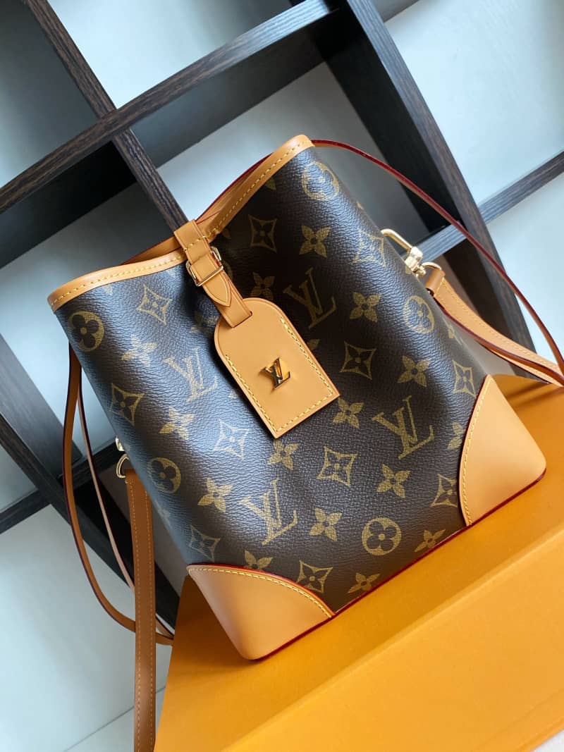 Best Replica Louis Vuitton Monogram Canvas Replica Bucket Bag M45550 - Colareps