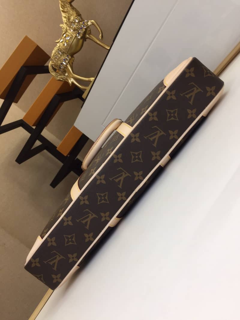 Best Replica Louis Vuitton Porte Documents Voyage Business Replica M40226 - Colareps