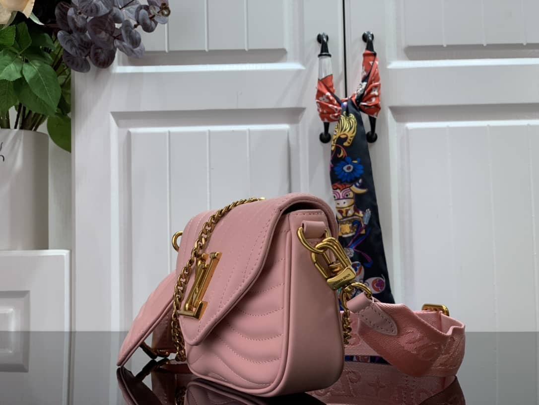 Best Replica Louis Vuitton New Wave Multi Replica Pochette Pink M56466 - Colareps