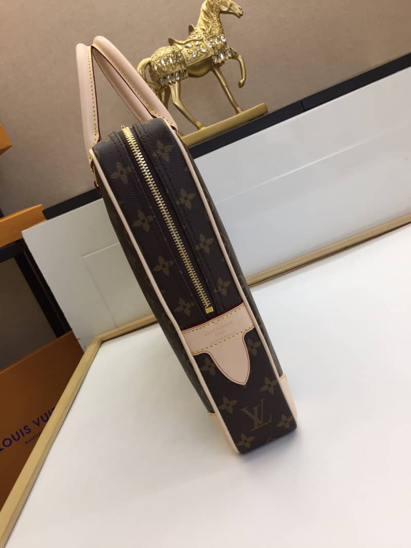 Best Replica Louis Vuitton Porte Documents Voyage Business Replica M40226 - Colareps