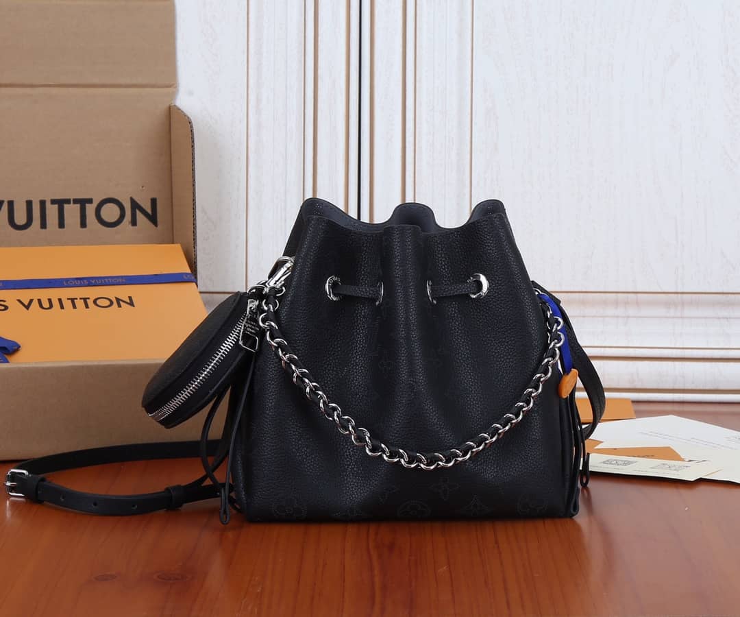 Best Replica Louis Vuitton Bella Leather Replica Shoulder Bag Black M57070 - Colareps