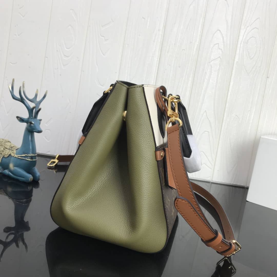 Best Replica Louis Vuitton Monogram Canvas Fold PM Tote Replica White M45389 - Colareps