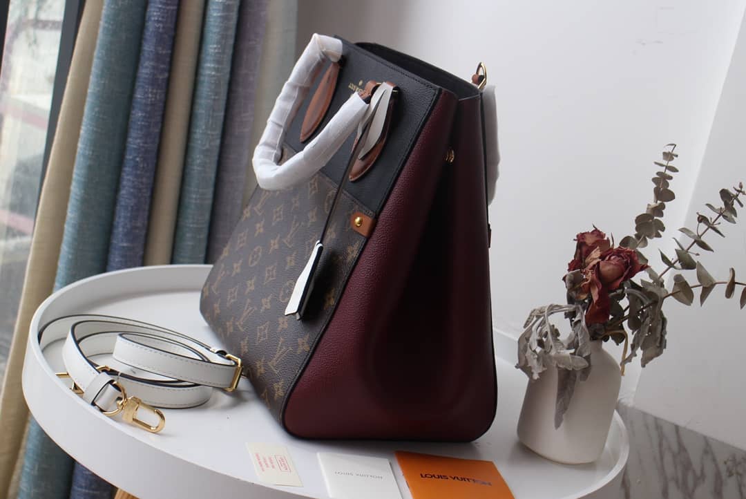 Best Replica Louis Vuitton Monogram Fold MM 2way Tote Replica Black M45409 - Colareps