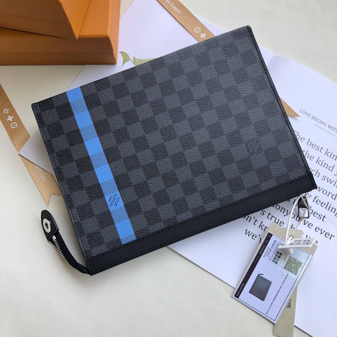 Best Replica Louis Vuitton Pochette Voyage MM Eclipse Fragment Replica Clutch N64444 - Colareps