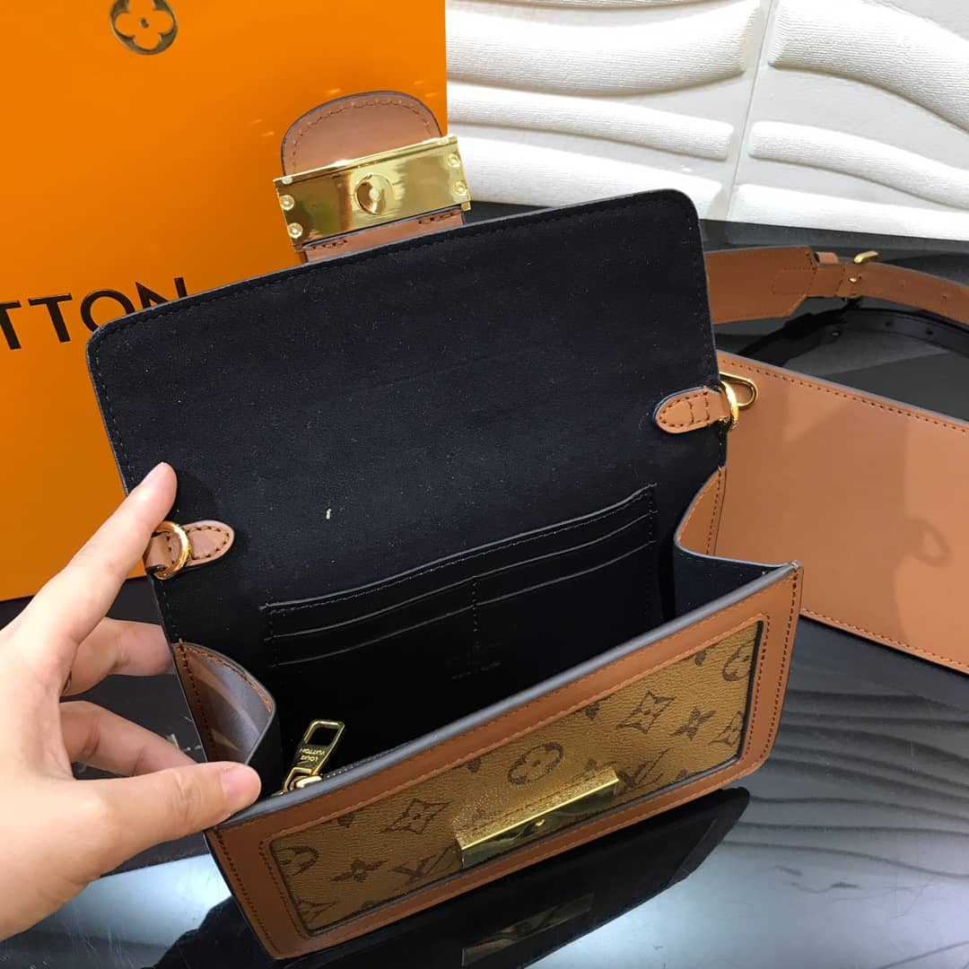 Best Replica LV Bum Bag Dupe Monogram Reverse Dauphine M44586(ColaReps) - Colareps