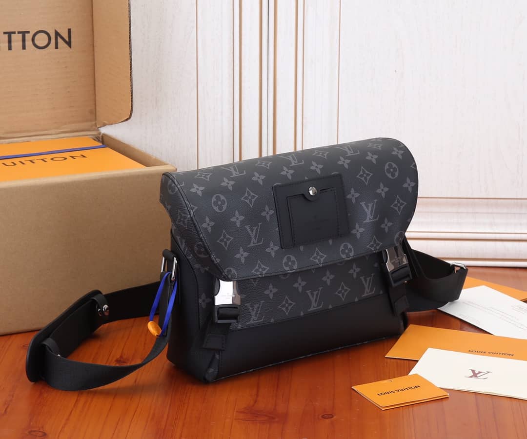 L0vis Vvtt0n Monogramu Messenger PM Voyage Shoulder Bag Replica M40511