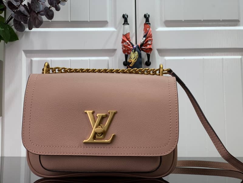 Best Replica Louis Vuitton Lockme Chain PM Replica Handbag Pink M57073 - Colareps