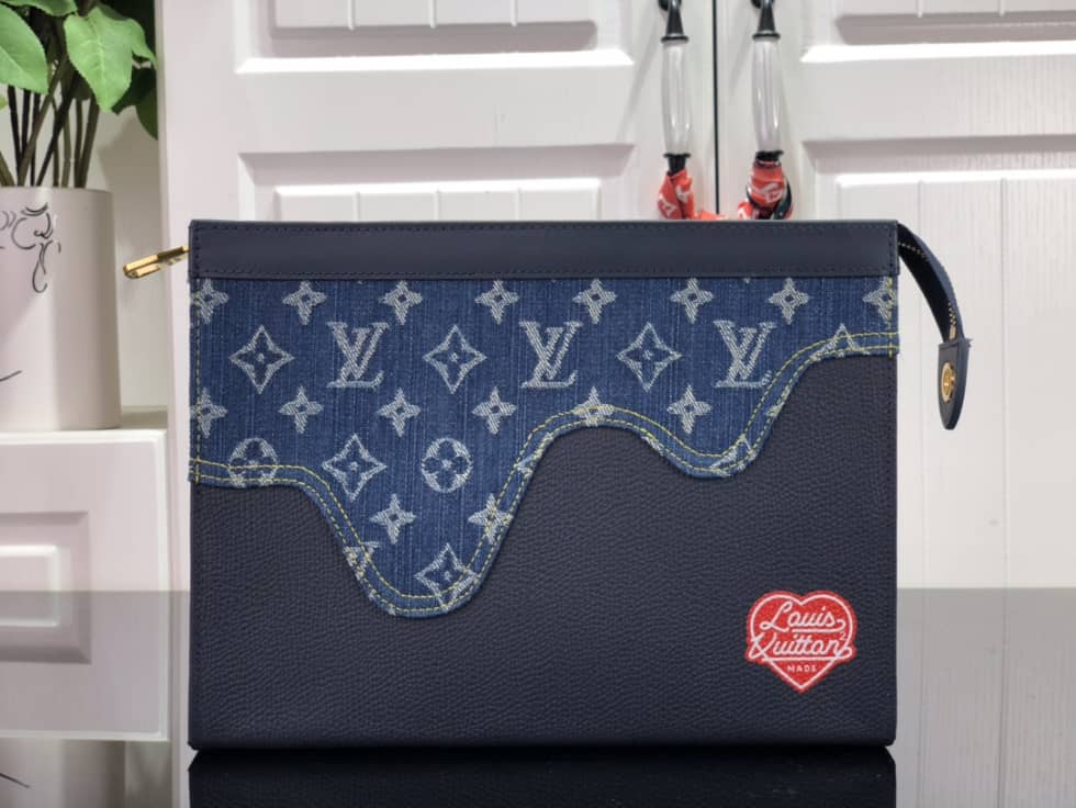 Best Replica Louis Vuitton Pochette Dupe x Nigo Voyage MM Monogram Blue M45961 - Colareps